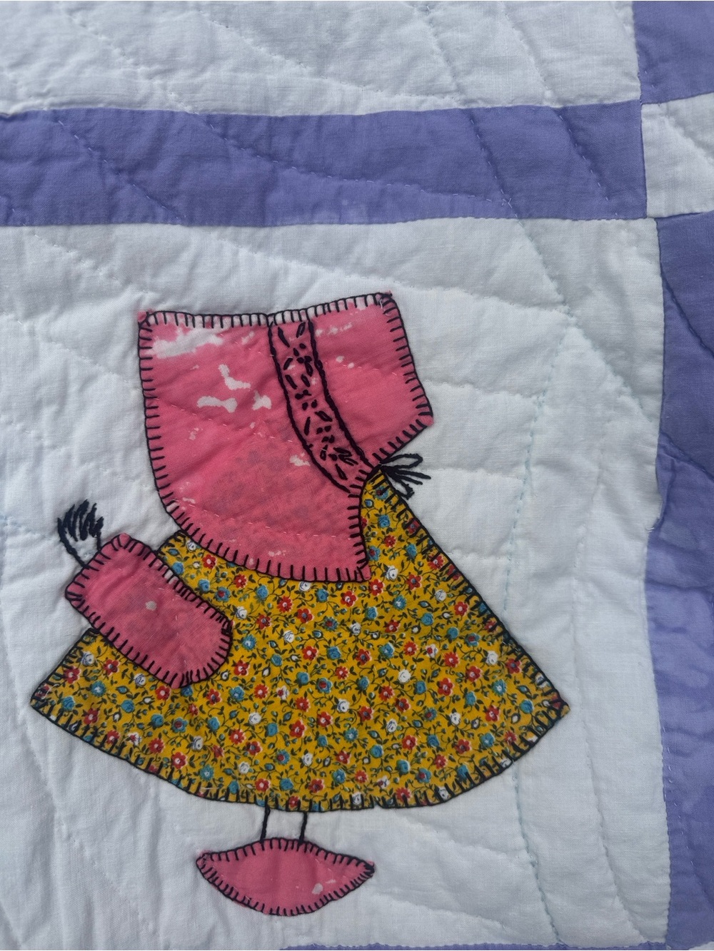 Sunbonnet Sue Quilt - Pastel Purple & Multicolor - Picture 6 of 12